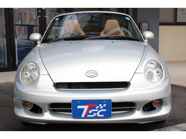 コペン タンレザーエディション　禁煙車／５ＭＴ／ターボ付き／タンレザーシート／オープン／ＣＣスポーツエアロ（Ｆ・Ｒ）／純正ＭＯＭＯウッドコンビハンドル／前席シートヒーター／社外１５インチアルミホイール／Ｂｌｕｅｔｏｏｔｈ接続／ＥＴＣ（16枚目）