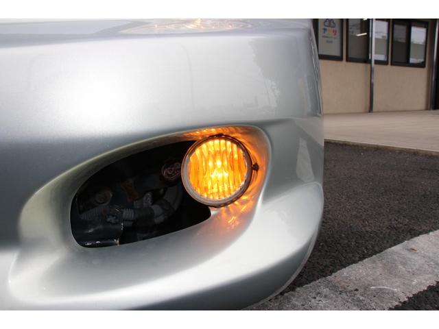 コペン タンレザーエディション　禁煙車／５ＭＴ／ターボ付き／タンレザーシート／オープン／ＣＣスポーツエアロ（Ｆ・Ｒ）／純正ＭＯＭＯウッドコンビハンドル／前席シートヒーター／社外１５インチアルミホイール／Ｂｌｕｅｔｏｏｔｈ接続／ＥＴＣ（35枚目）