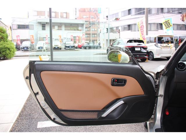 コペン タンレザーエディション　禁煙車／５ＭＴ／ターボ付き／タンレザーシート／オープン／ＣＣスポーツエアロ（Ｆ・Ｒ）／純正ＭＯＭＯウッドコンビハンドル／前席シートヒーター／社外１５インチアルミホイール／Ｂｌｕｅｔｏｏｔｈ接続／ＥＴＣ（42枚目）