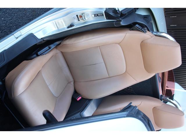 コペン タンレザーエディション　禁煙車／５ＭＴ／ターボ付き／タンレザーシート／オープン／ＣＣスポーツエアロ（Ｆ・Ｒ）／純正ＭＯＭＯウッドコンビハンドル／前席シートヒーター／社外１５インチアルミホイール／Ｂｌｕｅｔｏｏｔｈ接続／ＥＴＣ（69枚目）