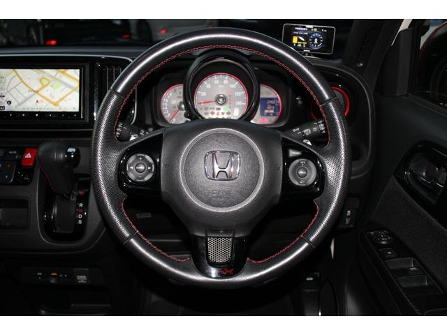 Ｎ－ＯＮＥ モデューロＸ　安心パッケージ／オプションカラー２トーン（プレミアムホワイトパールＩＩ＆レッド）／専用サスペンション／ターボ／禁煙／社外１５インチＡＷ／カロッツェリアＨＤＤナビ／Ｂｌｕｅｔｏｏｔｈ／ドラレコ／ＥＴＣ（13枚目）