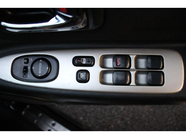 アルテッツァ ＲＳ２００　リミテッドＩＩ　後期型／タイミングベルト８５．０００キロ時交換済み／６ＭＴ車／禁煙車／ＲＳ－Ｒマフラー／リアスポイラー／トルセンＬＳＤ／ＨＩＤヘッドライト／オートライト／ＣＤ再生／ミュージックプレイヤー接続可／ＵＳＢ（55枚目）