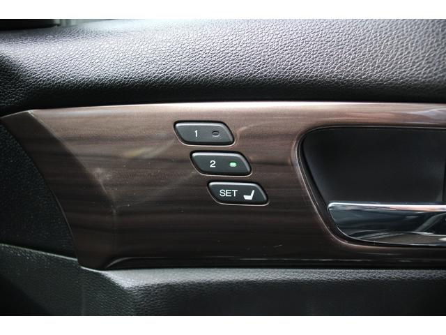 アコードハイブリッド ＥＸ　後期型／アダプティブクルーズコントロール／純正ＨＤＤホンダコネクトナビ／ホンダセンシング／Ｂｌｕｅｔｏｏｔｈ／フルセグ／ＥＴＣ２．０／ドライブレコーダー／４席シートヒーター／ＬＥＤライト（31枚目）