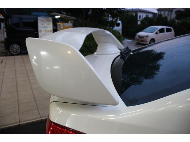 ＷＲＸ ＳＴＩ ＳＴＩ　タイプＳ　６ＭＴ／禁煙／ターボ／大型リアスポイラー／パワーシート／ハーフレザー／ＢＩＬＳＴＥＩＮ製ダンパー／ＢＲＥＭＢＯ製キャリパー／４ＷＤ／センターデフロック／ＬＥＤヘッドライト／純正１８インチアルミホイール（11枚目）