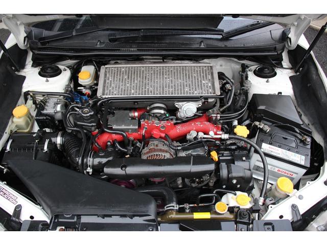 ＷＲＸ ＳＴＩ ＳＴＩ　タイプＳ　６ＭＴ／禁煙／ターボ／大型リアスポイラー／パワーシート／ハーフレザー／ＢＩＬＳＴＥＩＮ製ダンパー／ＢＲＥＭＢＯ製キャリパー／４ＷＤ／センターデフロック／ＬＥＤヘッドライト／純正１８インチアルミホイール（12枚目）