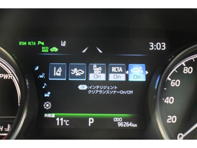 カムリ ＷＳレザーパッケージ　禁煙／セーフティセンス／２トーンカラー（ブラックルーフ＆プラチナホワイトパールマイカ）／ＪＢＬプレミアムサウンド／ブラインドスポットモニター／ＴＲＤフルエアロ／純正９インチＳＤナビ／革シート／ＥＴＣ（17枚目）