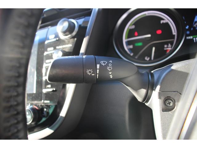 カムリ ＷＳレザーパッケージ　禁煙／セーフティセンス／２トーンカラー（ブラックルーフ＆プラチナホワイトパールマイカ）／ＪＢＬプレミアムサウンド／ブラインドスポットモニター／ＴＲＤフルエアロ／純正９インチＳＤナビ／革シート／ＥＴＣ（60枚目）