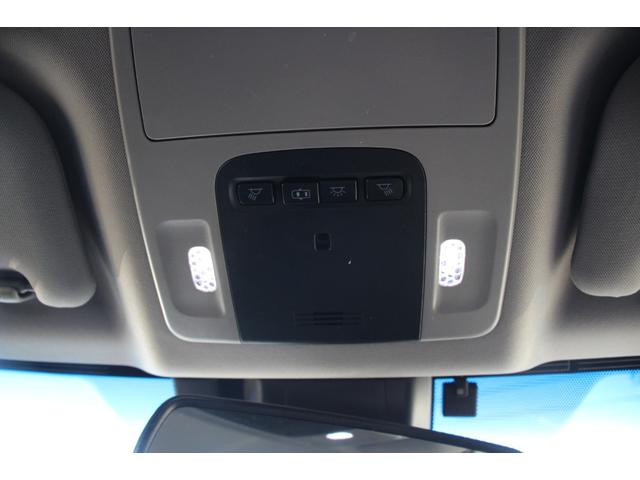 カムリ ＷＳレザーパッケージ　禁煙／セーフティセンス／２トーンカラー（ブラックルーフ＆プラチナホワイトパールマイカ）／ＪＢＬプレミアムサウンド／ブラインドスポットモニター／ＴＲＤフルエアロ／純正９インチＳＤナビ／革シート／ＥＴＣ（76枚目）