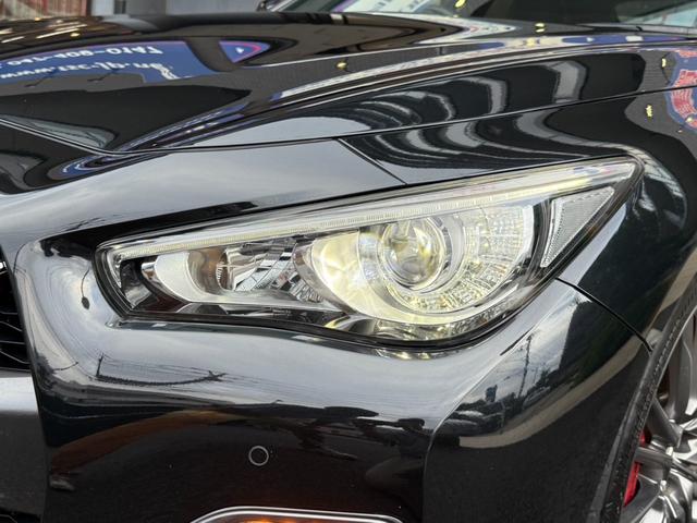 スカイライン ４００Ｒ　禁煙車／全方位運転支援システム／アラウンドビューモニター／純正ナビ／フルセグ／ドラレコ／Ｂｌｕｅｔｏｏｔｈ／シートヒーター／パワーシート／ダイヤキルティング本革シート／専用レッドブレーキキャリパー／（32枚目）