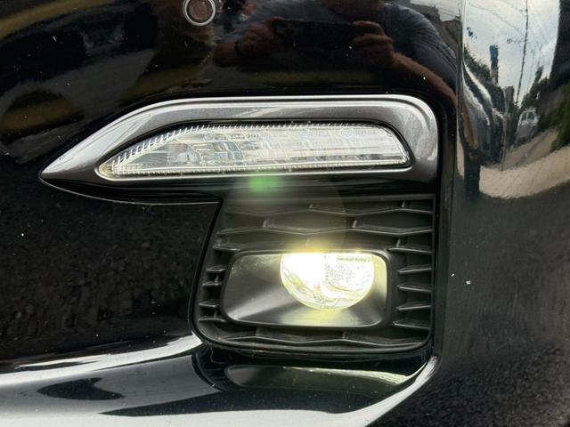 スカイライン ４００Ｒ　禁煙車／全方位運転支援システム／アラウンドビューモニター／純正ナビ／フルセグ／ドラレコ／Ｂｌｕｅｔｏｏｔｈ／シートヒーター／パワーシート／ダイヤキルティング本革シート／専用レッドブレーキキャリパー／（34枚目）