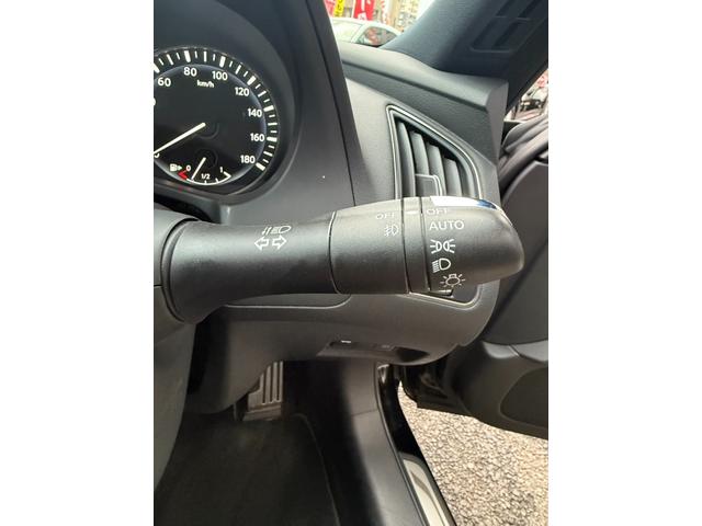 スカイライン ４００Ｒ　禁煙車／全方位運転支援システム／アラウンドビューモニター／純正ナビ／フルセグ／ドラレコ／Ｂｌｕｅｔｏｏｔｈ／シートヒーター／パワーシート／ダイヤキルティング本革シート／専用レッドブレーキキャリパー／（56枚目）