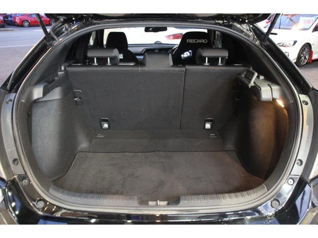 シビック ハッチバック　ホンダセンシング／ロッソモデロマフラー／ＢＬＴＺタワーバー／無限サイドミラー／レカロシート（運転席）／無限テールカバー／純正スポイラー／サブウーファー／ＢＬＴＺフロントスポイラー／アダプティブクルーズ（37枚目）