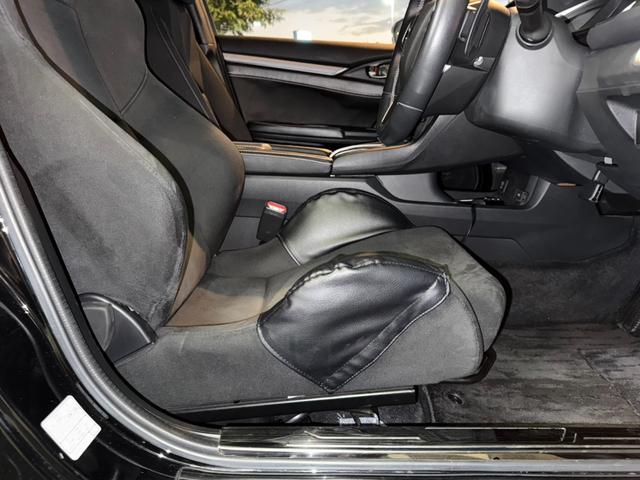 シビック ハッチバック　ホンダセンシング／ロッソモデロマフラー／ＢＬＴＺタワーバー／無限サイドミラー／レカロシート（運転席）／無限テールカバー／純正スポイラー／サブウーファー／ＢＬＴＺフロントスポイラー／アダプティブクルーズ（61枚目）