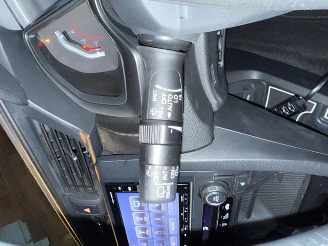 シビック ハッチバック　ホンダセンシング／ロッソモデロマフラー／ＢＬＴＺタワーバー／無限サイドミラー／レカロシート（運転席）／無限テールカバー／純正スポイラー／サブウーファー／ＢＬＴＺフロントスポイラー／アダプティブクルーズ（68枚目）