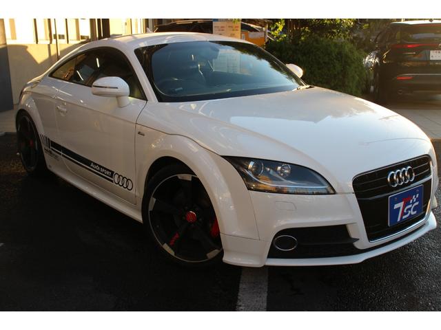 ＴＴクーペ ２．０ＴＦＳＩ　Ｓラインパッケージ／純正ナビ／Ｂｌｕｅｔｏｏｔｈオーディオ／フルセグ／Ｂカメラ／ＥＴＣ／電動格納ミラー／オートライト／バックフォグ／ＭＴモード／社外１９インチＡＷ（13枚目）