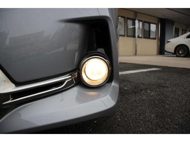 マークX 250G リラックスセレクション Gs仕様/タナベ車高調/禁煙車/HIDヘッドライト/社外18インチアルミホイール/ETC/プッシュスタート/社外LEDテール/スマートキー/純正ビルトインETC/ステアリングリモコン/(32枚目)