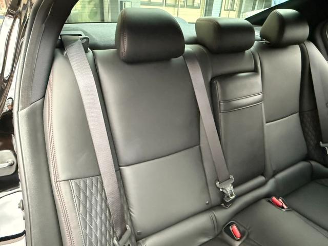 スカイライン 400R 禁煙車/全方位運転支援システム/アラウンドビューモニター/純正ナビ/フルセグ/ドラレコ/Bluetooth/シートヒーター/パワーシート/ダイヤキルティング本革シート/専用レッドブレーキキャリパー/(8枚目)