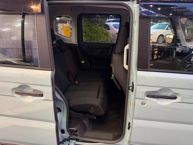 スペーシアギア ハイブリッドＸＺ　ターボ　禁煙車／全方位カメラ／セーフティサポート／スズキコネクト／２トーン／両側電動スライドドア／ステアリングヒーター／ＬＥＤヘッドライト／ヘッドアップディスプレイ／シートヒーター／プッシュスタート／ＥＴＣ／（41枚目）