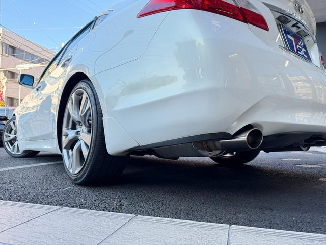 フーガ ３７０ＧＴ　タイプＳ　トランクスポイラー／ＨＤＤ純正８インチナビ／ＭＴ付ＡＴ／パドルシフト／ハーフレザーシート／助手席側オットマン／ＥＴＣ／オートクルーズコントロール／ＤＶＤ／ＣＤ／禁煙車／スマートキー／パワーシート（30枚目）