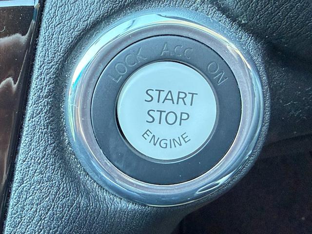 フーガ ３７０ＧＴ　タイプＳ　トランクスポイラー／ＨＤＤ純正８インチナビ／ＭＴ付ＡＴ／パドルシフト／ハーフレザーシート／助手席側オットマン／ＥＴＣ／オートクルーズコントロール／ＤＶＤ／ＣＤ／禁煙車／スマートキー／パワーシート（58枚目）