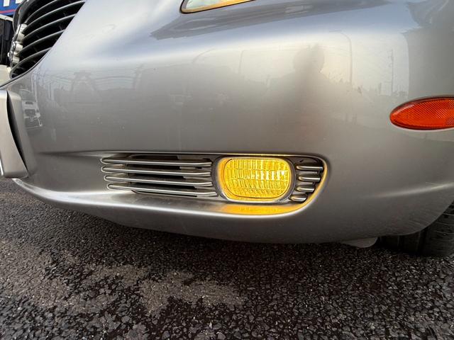 ソアラ ４３０ＳＣＶ　ノーブルカラーエディション　ノーブルカラーエディション／赤革レザーシート／マークレビンソンスピーカー／禁煙／ＴＲＤ１９インチアルミホイール／オートクルーズコントロール／電動シート／ＨＩＤヘッドライト／フロントフォグランプ／ＥＴＣ（35枚目）