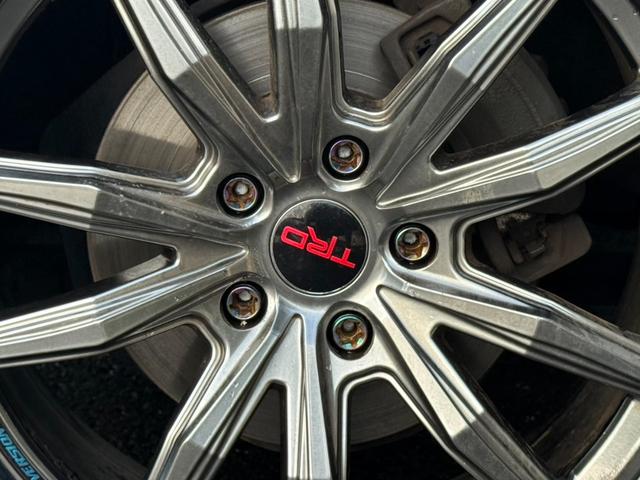 ソアラ ４３０ＳＣＶ　ノーブルカラーエディション　ノーブルカラーエディション／赤革レザーシート／マークレビンソンスピーカー／禁煙／ＴＲＤ１９インチアルミホイール／オートクルーズコントロール／電動シート／ＨＩＤヘッドライト／フロントフォグランプ／ＥＴＣ（44枚目）