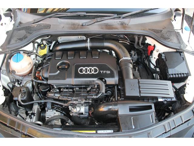 TTクーペ 2.0TFSI Sラインパッケージ/純正ナビ/Bluetoothオーディオ/フルセグ/Bカメラ/ETC/電動格納ミラー/オートライト/バックフォグ/MTモード/社外19インチAW(24枚目)