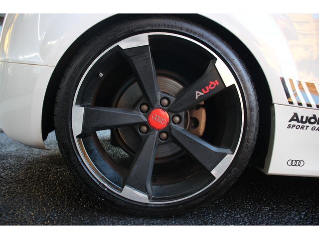 TTクーペ 2.0TFSI Sラインパッケージ/純正ナビ/Bluetoothオーディオ/フルセグ/Bカメラ/ETC/電動格納ミラー/オートライト/バックフォグ/MTモード/社外19インチAW(27枚目)
