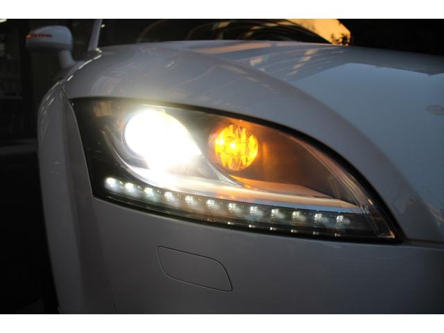 TTクーペ 2.0TFSI Sラインパッケージ/純正ナビ/Bluetoothオーディオ/フルセグ/Bカメラ/ETC/電動格納ミラー/オートライト/バックフォグ/MTモード/社外19インチAW(30枚目)