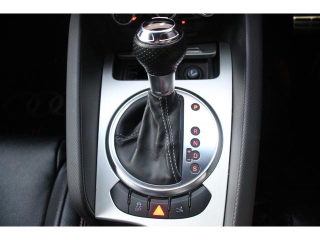 TTクーペ 2.0TFSI Sラインパッケージ/純正ナビ/Bluetoothオーディオ/フルセグ/Bカメラ/ETC/電動格納ミラー/オートライト/バックフォグ/MTモード/社外19インチAW(67枚目)