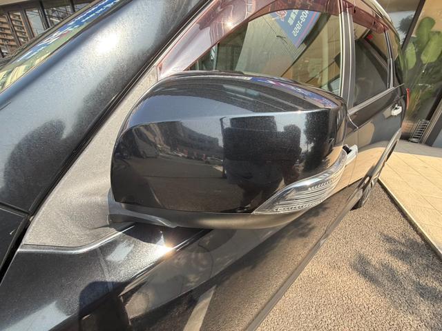 エクシーガクロスオーバー７ ２．５ｉアイサイト　２．５アイサイト／４ＷＤ／禁煙／パワーシート／シートヒーター／純正１７インチＡＷ／ハーフレザーシート／クルコン／フルセグ／ＤＶＤ再生／Ｂｌｕｅｔｏｏｔｈ接続／ＳＤナビ／バックカメラ／ＨＩＤ／ＥＴＣ（26枚目）