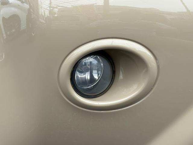 エクストレイル ２０Ｘｔｔ　カプロンシート／オートクルーズコントロール／ＨＩＤライト／ルーフレール／４ＷＤ／純正ＳＤナビ／バックカメラ／ＥＴＣ／禁煙車／シートヒーター／スマートキー／電格ミラー／全塗装（赤→ベージュ）（27枚目）