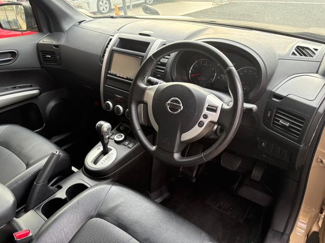 エクストレイル ２０Ｘｔｔ　カプロンシート／オートクルーズコントロール／ＨＩＤライト／ルーフレール／４ＷＤ／純正ＳＤナビ／バックカメラ／ＥＴＣ／禁煙車／シートヒーター／スマートキー／電格ミラー／全塗装（赤→ベージュ）（53枚目）