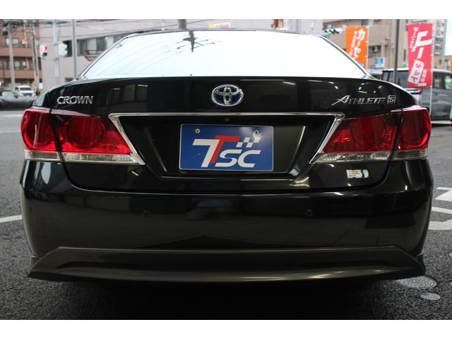 クラウンハイブリッド アスリートＳ　サンルーフ／純正ナビ／フルセグ／プリクラッシュセーフティ／レーダークルーズコントロール／バックカメラ／バックソナー／シートヒーター／電動サンシェード／純正１８インチＡＷ／ＨＩＤヘッドライト／ＥＴＣ／（16枚目）