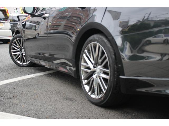 クラウンハイブリッド アスリートＳ　サンルーフ／純正ナビ／フルセグ／プリクラッシュセーフティ／レーダークルーズコントロール／バックカメラ／バックソナー／シートヒーター／電動サンシェード／純正１８インチＡＷ／ＨＩＤヘッドライト／ＥＴＣ／（22枚目）