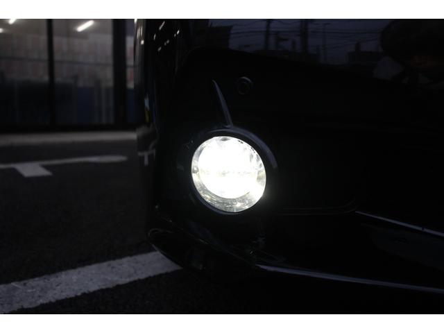 クラウンハイブリッド アスリートＳ　サンルーフ／純正ナビ／フルセグ／プリクラッシュセーフティ／レーダークルーズコントロール／バックカメラ／バックソナー／シートヒーター／電動サンシェード／純正１８インチＡＷ／ＨＩＤヘッドライト／ＥＴＣ／（27枚目）