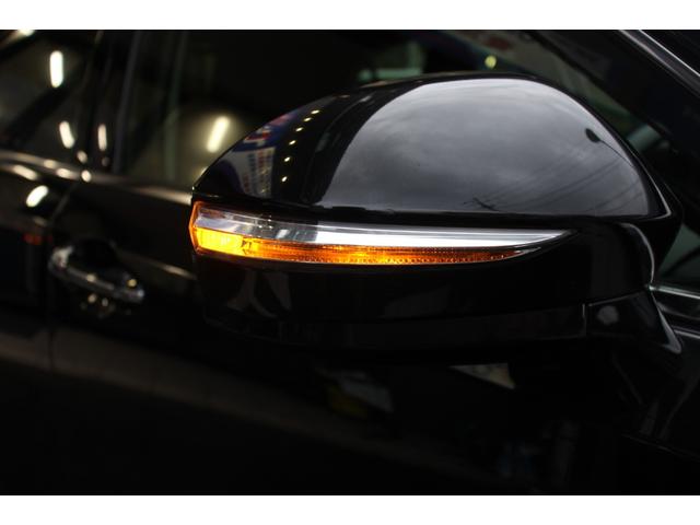 クラウンハイブリッド アスリートＳ　サンルーフ／純正ナビ／フルセグ／プリクラッシュセーフティ／レーダークルーズコントロール／バックカメラ／バックソナー／シートヒーター／電動サンシェード／純正１８インチＡＷ／ＨＩＤヘッドライト／ＥＴＣ／（29枚目）