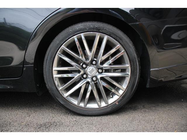 クラウンハイブリッド アスリートＳ　サンルーフ／純正ナビ／フルセグ／プリクラッシュセーフティ／レーダークルーズコントロール／バックカメラ／バックソナー／シートヒーター／電動サンシェード／純正１８インチＡＷ／ＨＩＤヘッドライト／ＥＴＣ／（48枚目）