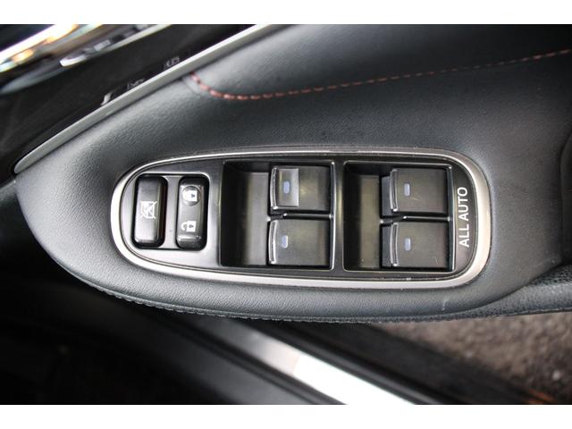 クラウンハイブリッド アスリートＳ　サンルーフ／純正ナビ／フルセグ／プリクラッシュセーフティ／レーダークルーズコントロール／バックカメラ／バックソナー／シートヒーター／電動サンシェード／純正１８インチＡＷ／ＨＩＤヘッドライト／ＥＴＣ／（56枚目）