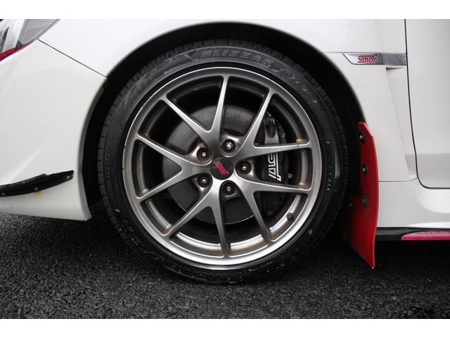ＷＲＸ ＳＴＩ ＳＴＩ　タイプＳ　６ＭＴ／禁煙／ターボ／大型リアスポイラー／パワーシート／ハーフレザー／ＢＩＬＳＴＥＩＮ製ダンパー／ＢＲＥＭＢＯ製キャリパー／４ＷＤ／センターデフロック／ＬＥＤヘッドライト／純正１８インチアルミホイール（32枚目）