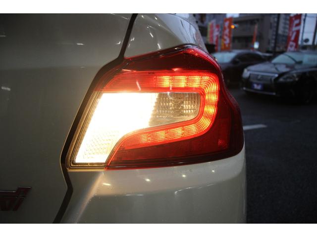 ＷＲＸ ＳＴＩ ＳＴＩ　タイプＳ　６ＭＴ／禁煙／ターボ／大型リアスポイラー／パワーシート／ハーフレザー／ＢＩＬＳＴＥＩＮ製ダンパー／ＢＲＥＭＢＯ製キャリパー／４ＷＤ／センターデフロック／ＬＥＤヘッドライト／純正１８インチアルミホイール（41枚目）