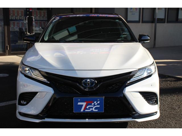 カムリ ＷＳレザーパッケージ　禁煙／セーフティセンス／２トーンカラー（ブラックルーフ＆プラチナホワイトパールマイカ）／ＪＢＬプレミアムサウンド／ブラインドスポットモニター／ＴＲＤフルエアロ／純正９インチＳＤナビ／革シート／ＥＴＣ（25枚目）