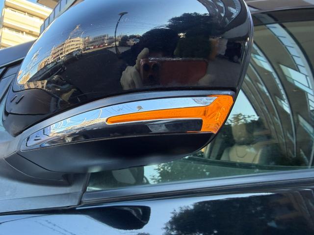 プリウス Ｓツーリングセレクション　ＩＣＯＮＩＣモデリスタフルエアロ／禁煙車／純正９インチＳＤナビ／バックカメラ／衝突軽減ブレーキ／レーンキープアシスト／レーダークルーズコントロール／オートハイビーム／前席シートヒーター／合皮革シート（50枚目）