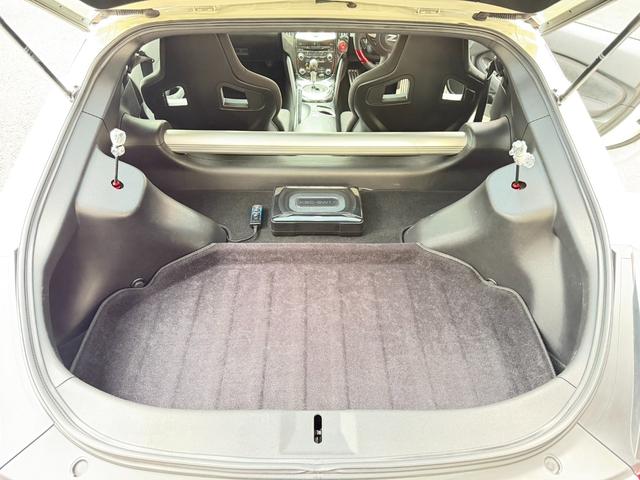 ���E���s�����ɏ\���ȃX�y�[�X���m�ۂ����g�����N���[���ł��I����̂��������◷�s�ɂ��Ή������X�y�[�X���m�ۂ��Ă��܂��̂Ő��񌻎Ԃ��m�F���ĉ������I