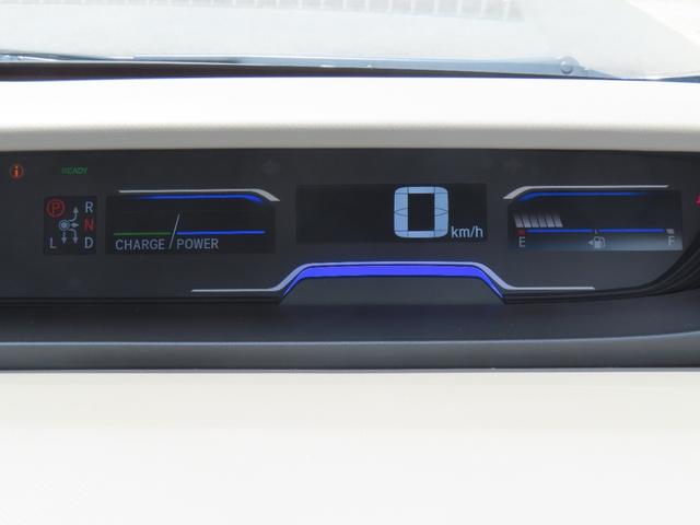 フリードハイブリッド ハイブリッド・Ｇホンダセンシング　認定中古車　両側パワースライドドア　シートヒーター　純正ナビ　バックカメラ　ＥＴＣ　前後ドライブレコーダー　クルーズコントロール　イモビライザー　フルセグ　ＵＳＢ　ＣＤ／ＤＶ再生　Ｂｌｕｅｔｏｏｔｈ（33枚目）