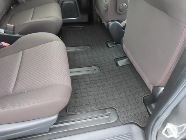 フリードハイブリッド ハイブリッド・Ｇホンダセンシング　認定中古車両側パワースライドドアシートヒーター純正ナビバックカメラＥＴＣドライブレコーダークルーズコントロールイモビライザーフルセグＵＳＢ接続Ｂｌｕｅｔｏｏｔｈ対応（17枚目）