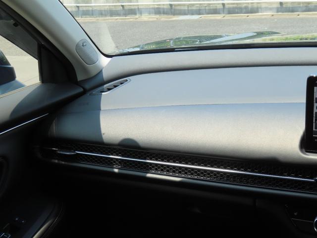 ＺＲ－Ｖ ｅ：ＨＥＶＺ　認定中古車　電子制御パーキングブレーキ　ブラインドスポットモニター　純正ナビ　ＥＴＣ　バックカメラ　スマートキー　電動シート　純正アルミホイール　シートヒーター　クルーズコントロール　フルセグ（35枚目）