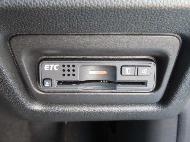 ステップワゴンスパーダ スパーダ 認定中古車 両側パワースライドドア 社外ナビ ETC バックカメラ クルーズコントロール イモビライザー アイドリングストップ ABS フルセグ CD/DVD再生 MS USB接続 Bluetooth(10枚目)