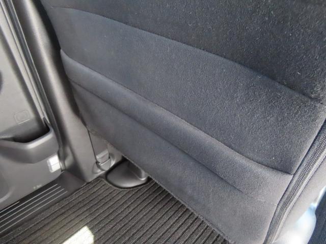 ステップワゴンスパーダ スパーダ 認定中古車 両側パワースライドドア 社外ナビ ETC バックカメラ クルーズコントロール イモビライザー アイドリングストップ ABS フルセグ CD/DVD再生 MS USB接続 Bluetooth(19枚目)