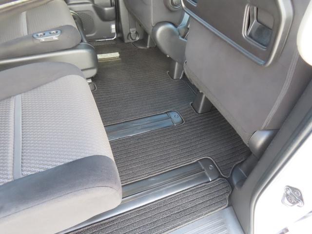 ステップワゴンスパーダ スパーダ 認定中古車 両側パワースライドドア 社外ナビ ETC バックカメラ クルーズコントロール イモビライザー アイドリングストップ ABS フルセグ CD/DVD再生 MS USB接続 Bluetooth(20枚目)